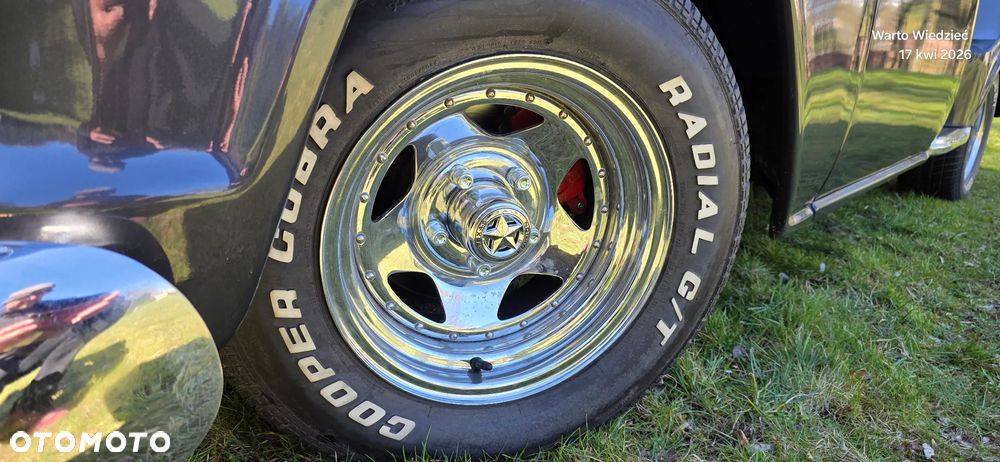 Chevrolet Apache - 17