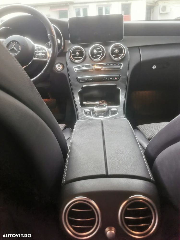 Mercedes-Benz C 180 9G-TRONIC Edition - 4