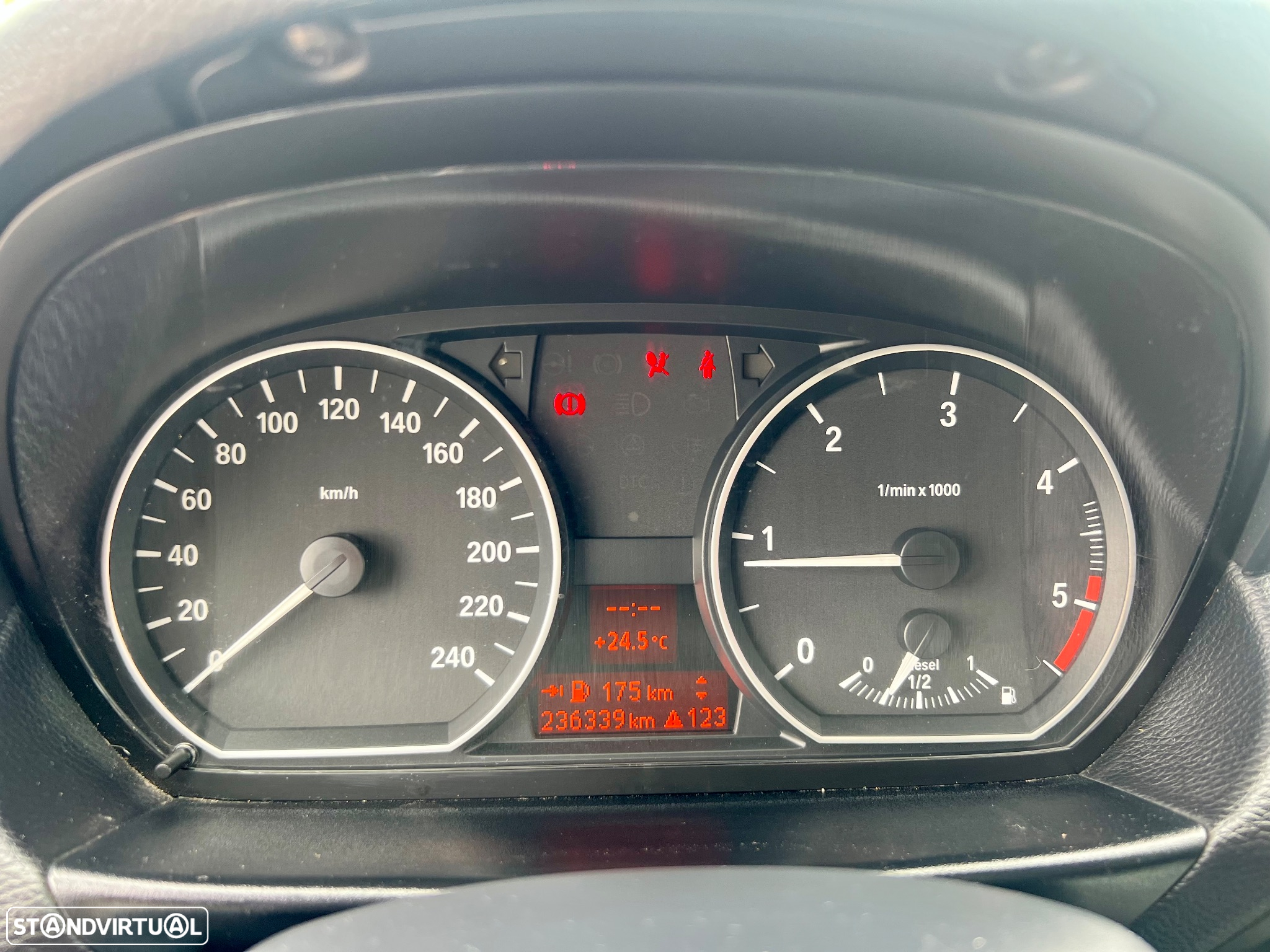BMW 118 d - 10