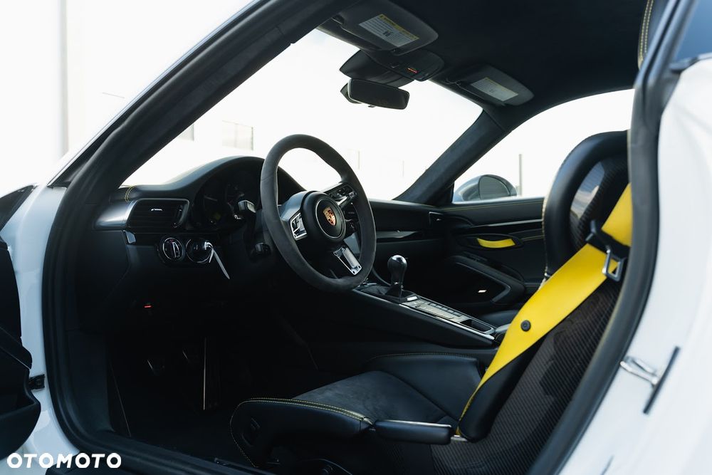 Porsche 911 Carrera T - 19