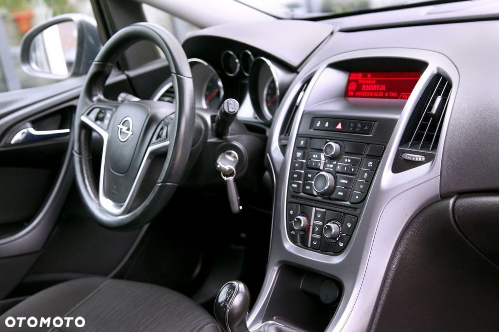 Opel Astra 1.4 T Enjoy - 14