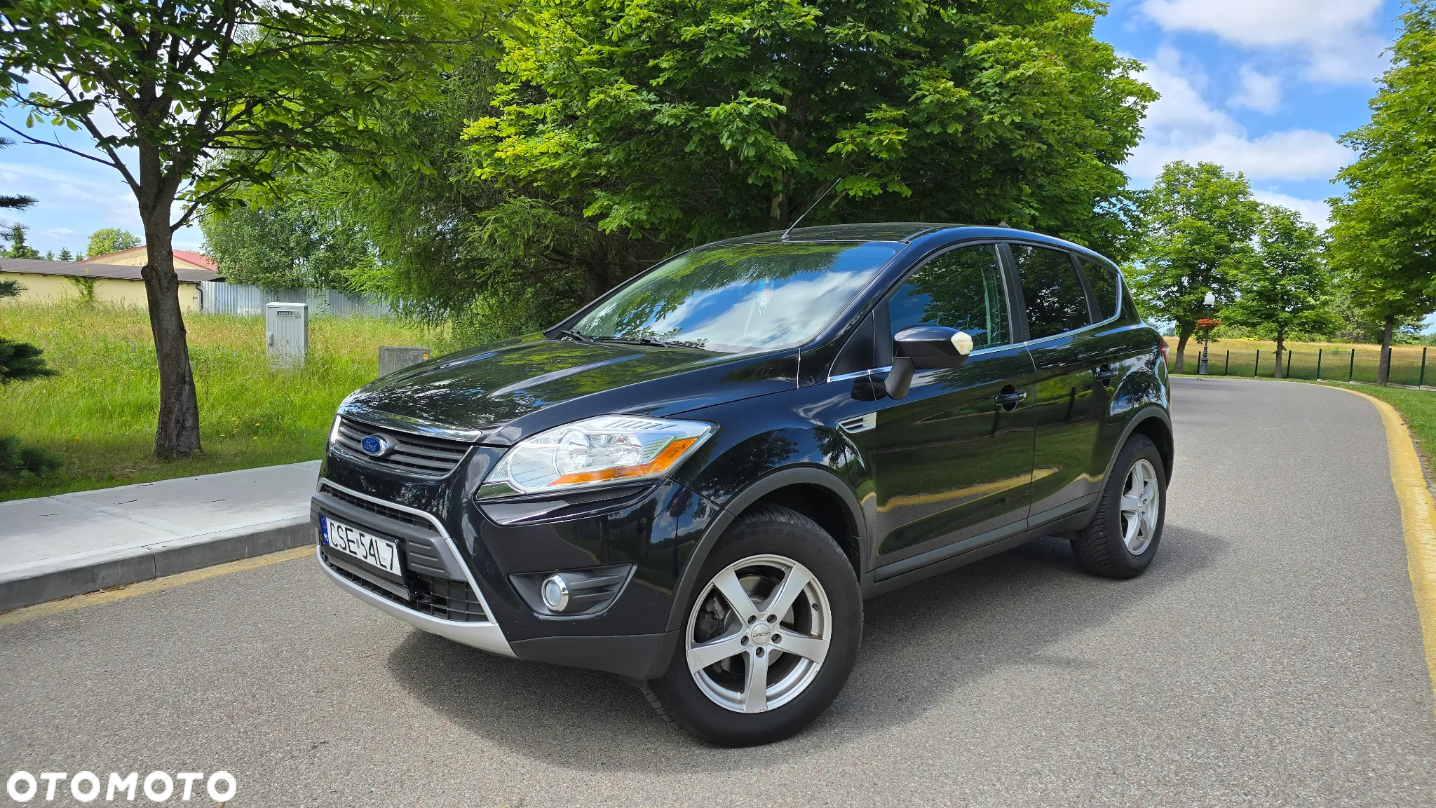 Ford Kuga - 2