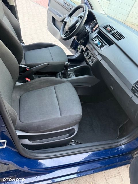 Skoda Fabia 1.0 MPI Active - 17