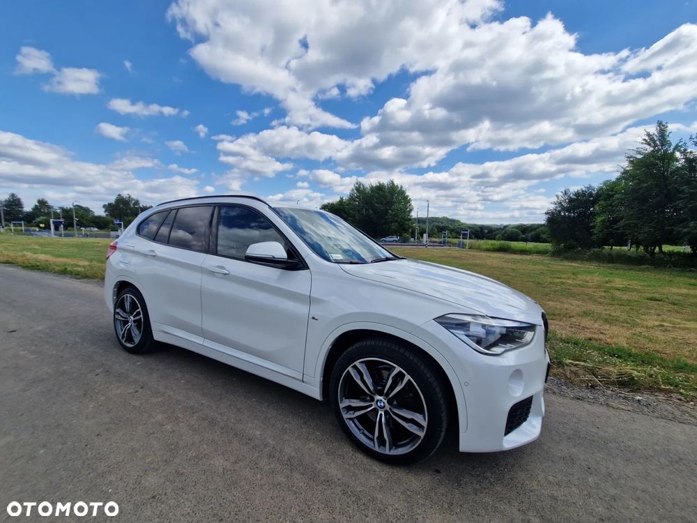 BMW X1 xDrive20d - 10