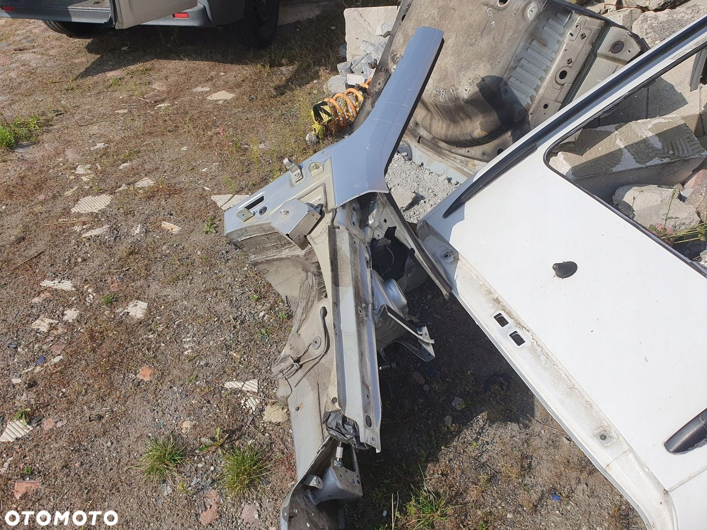fartuch słupek prawy VW Scirocco - 2