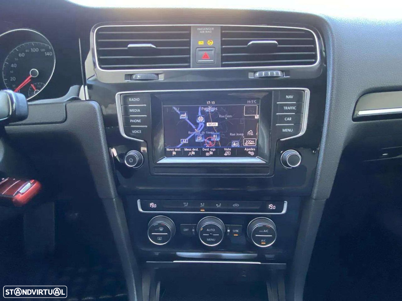 VW Golf 1.6 TDi Highline - 8