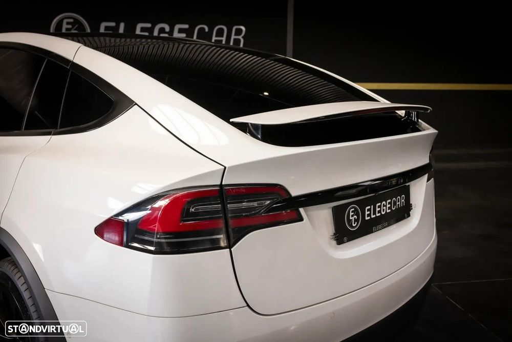 Tesla Model X Long Range - 12