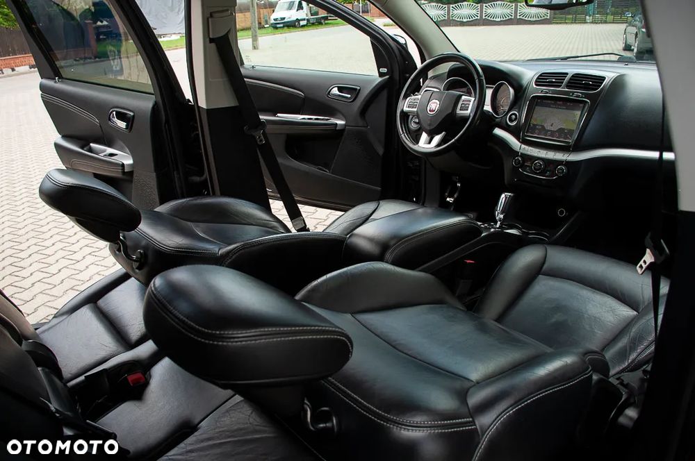 Fiat Freemont 2.0 Multijet 16V DPF Automatik Allrad Lounge - 7