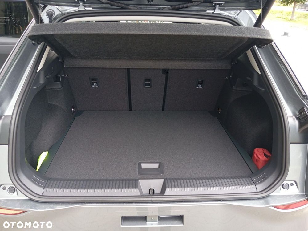 Volkswagen T-Roc - 19
