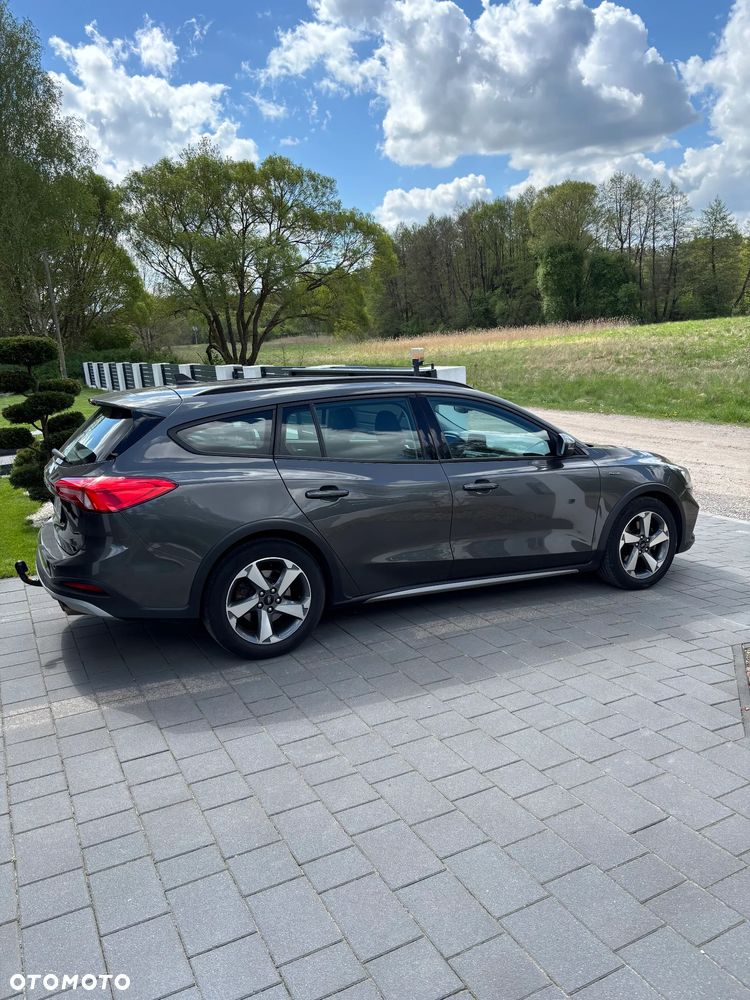 Ford Focus SW 1.0 EcoBoost S&S ACTIVE STYLE - 3