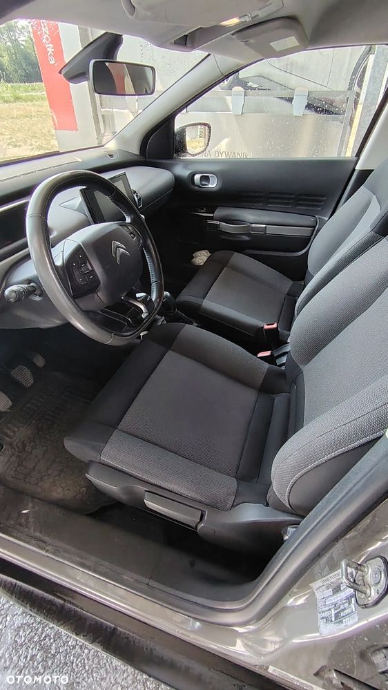 Citroën C4 Cactus - 17