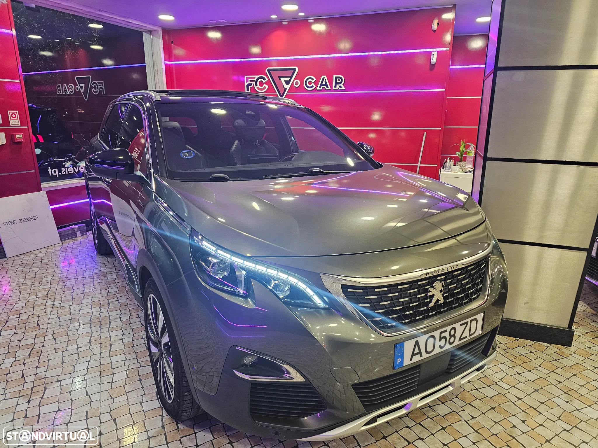 Peugeot 5008 1.6 BlueHDi GT Line - 30