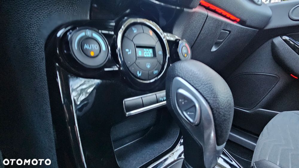 Ford Fiesta - 31