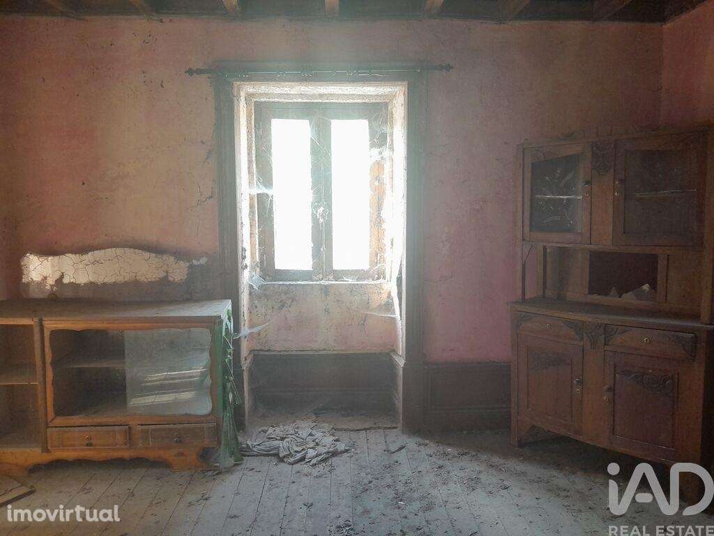 Moradia térrea T2 em Paul de 100 m2 - Grande imagem: 2/8