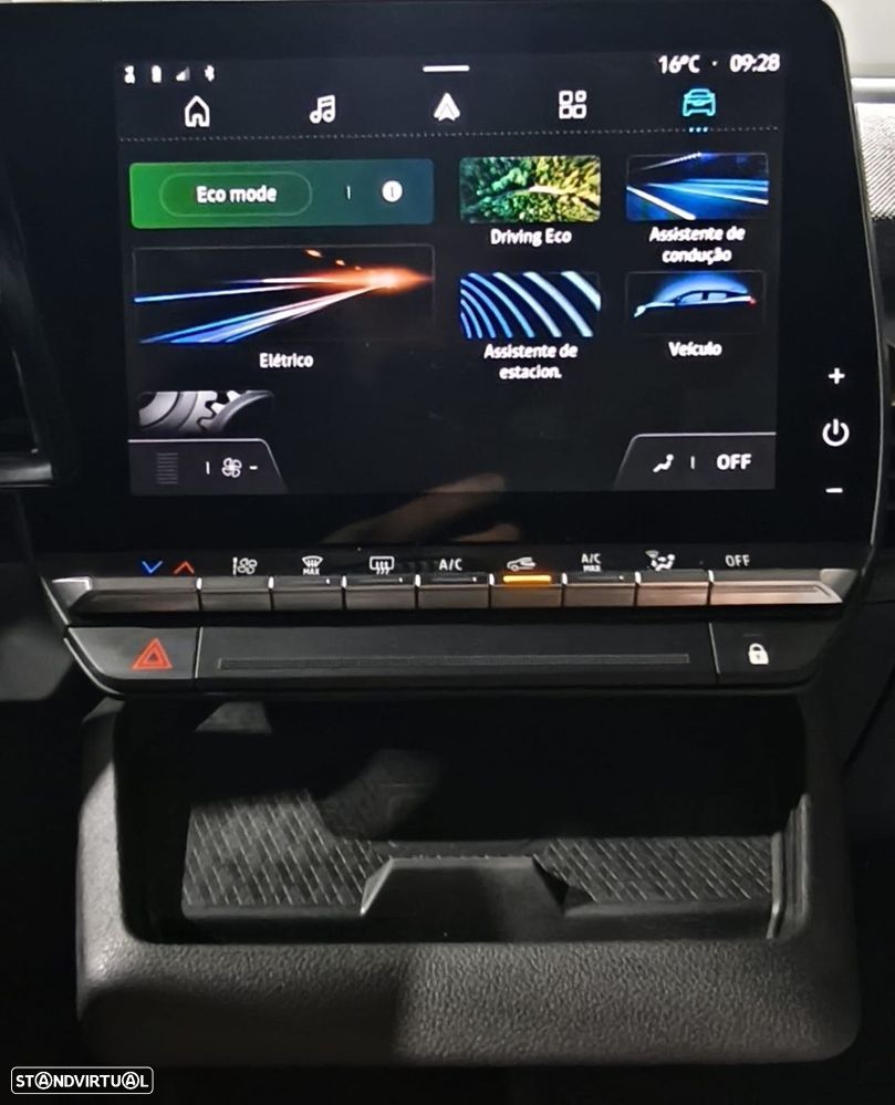 Renault Mégane E-Tech - 21