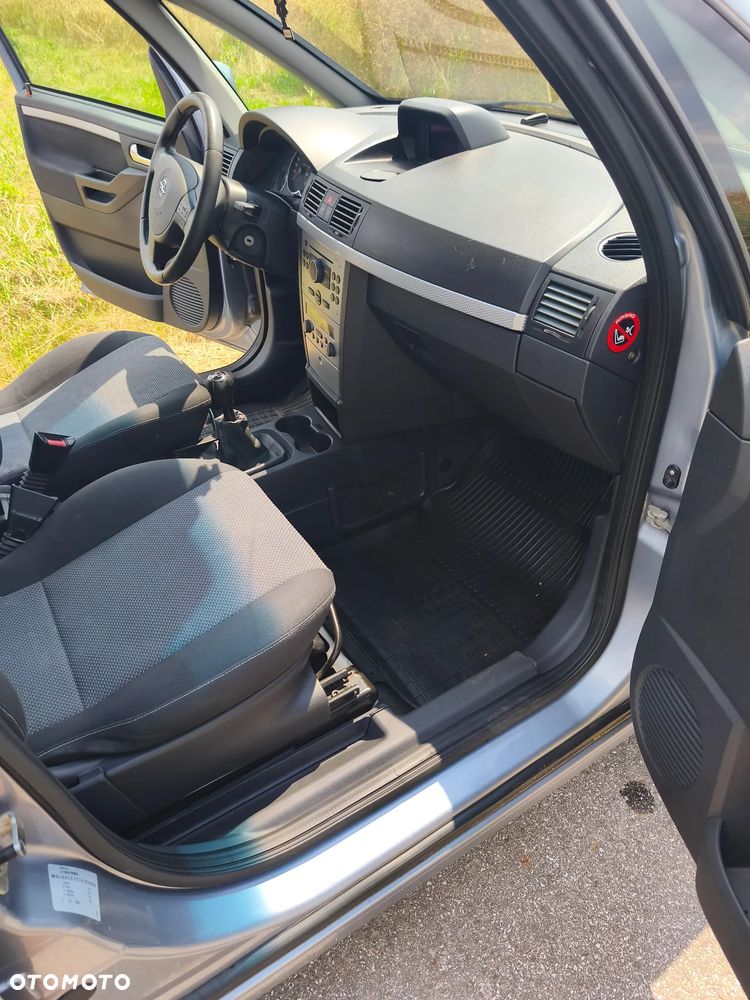 Opel Meriva 1.8 Cosmo - 20