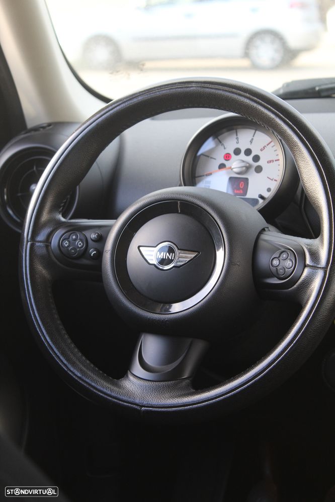 MINI Countryman One D - 8