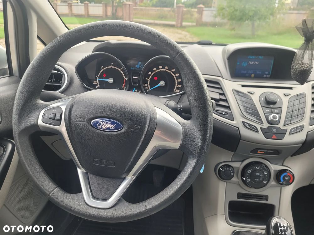 Ford Fiesta - 18