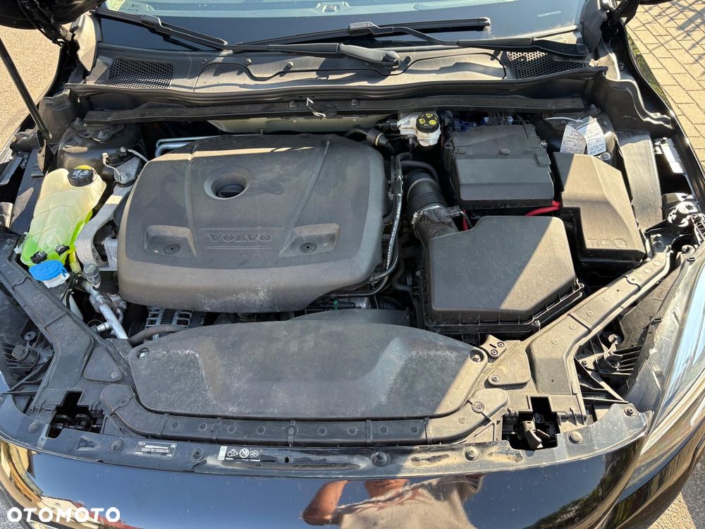 Volvo V40 T2 Drive-E Momentum - 15