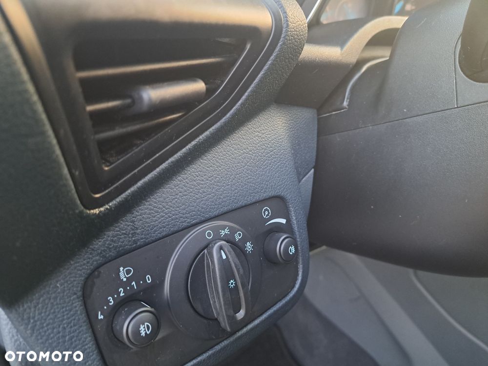 Ford C-MAX 1.6 Trend - 26