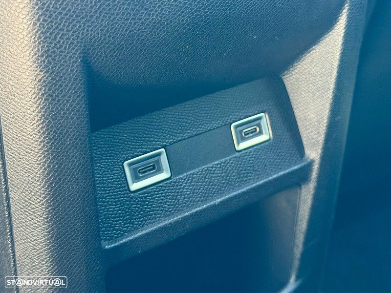 Peugeot 308 1.6 Hybrid GT e-EAT8 - 23