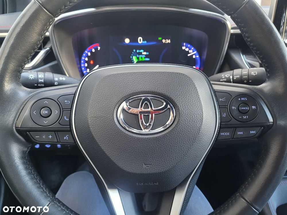 Toyota Corolla 1.8 Hybrid Selection - 13