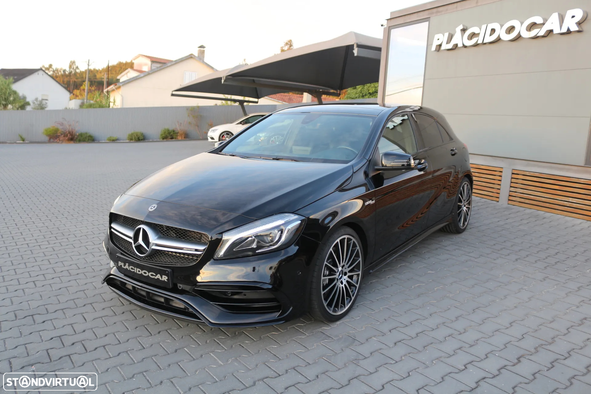Mercedes-Benz A 45 AMG 4-Matic - 2