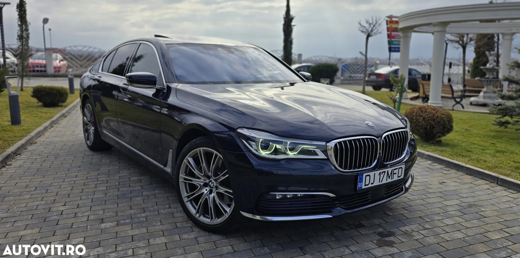 BMW Seria 7 740d xDrive - 9