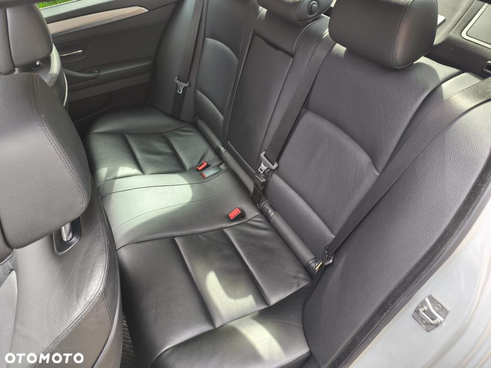 BMW Seria 5 - 16