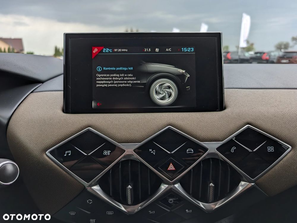 DS Automobiles DS 3 Crossback Grand Chic - 29
