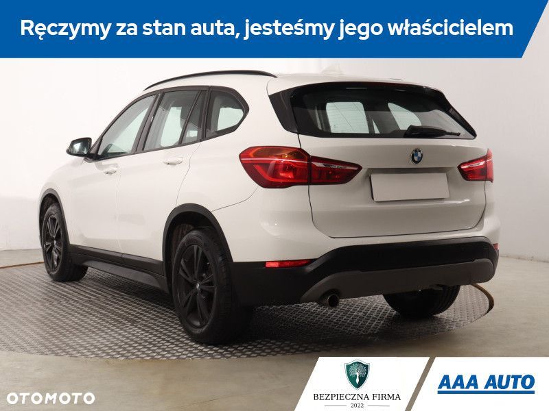 BMW X1 - 6