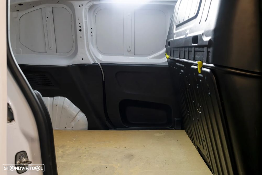 Peugeot Partner - 10