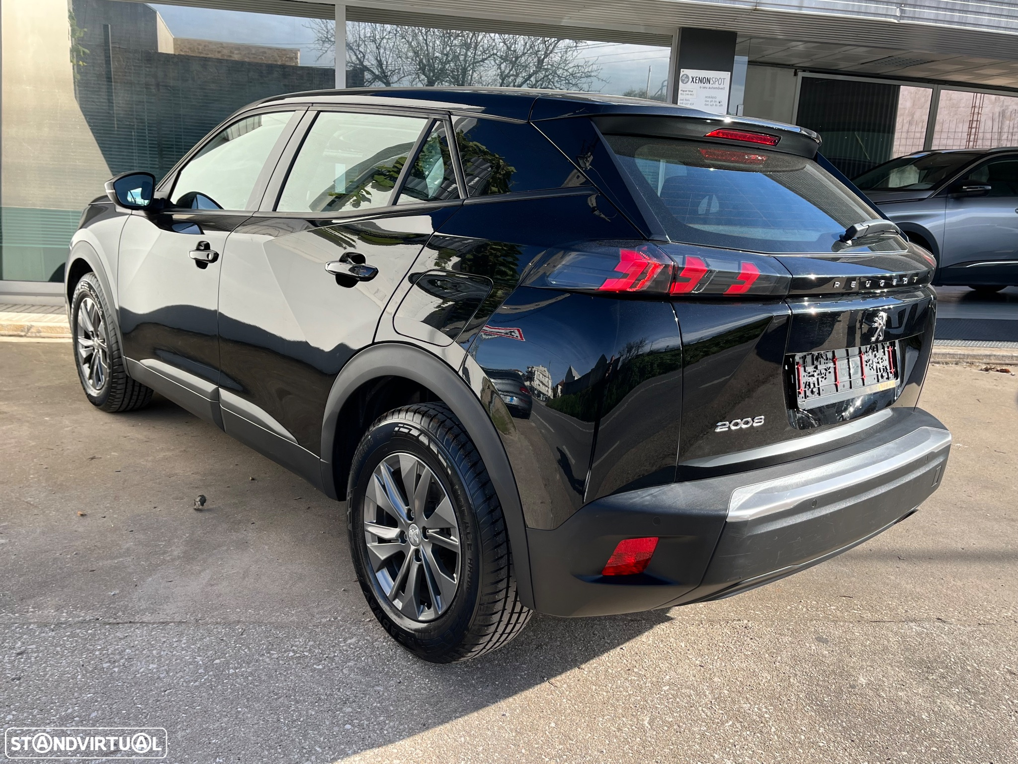 Peugeot 2008 1.2 PureTech Active Pack - 9