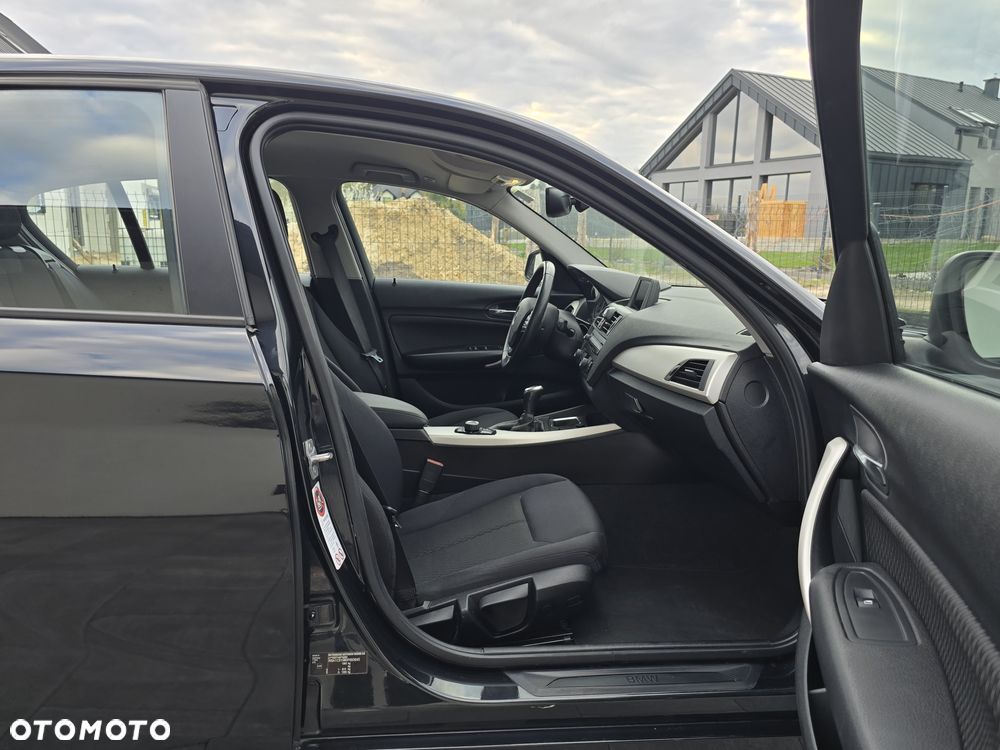 BMW Seria 1 116d DPF - 19