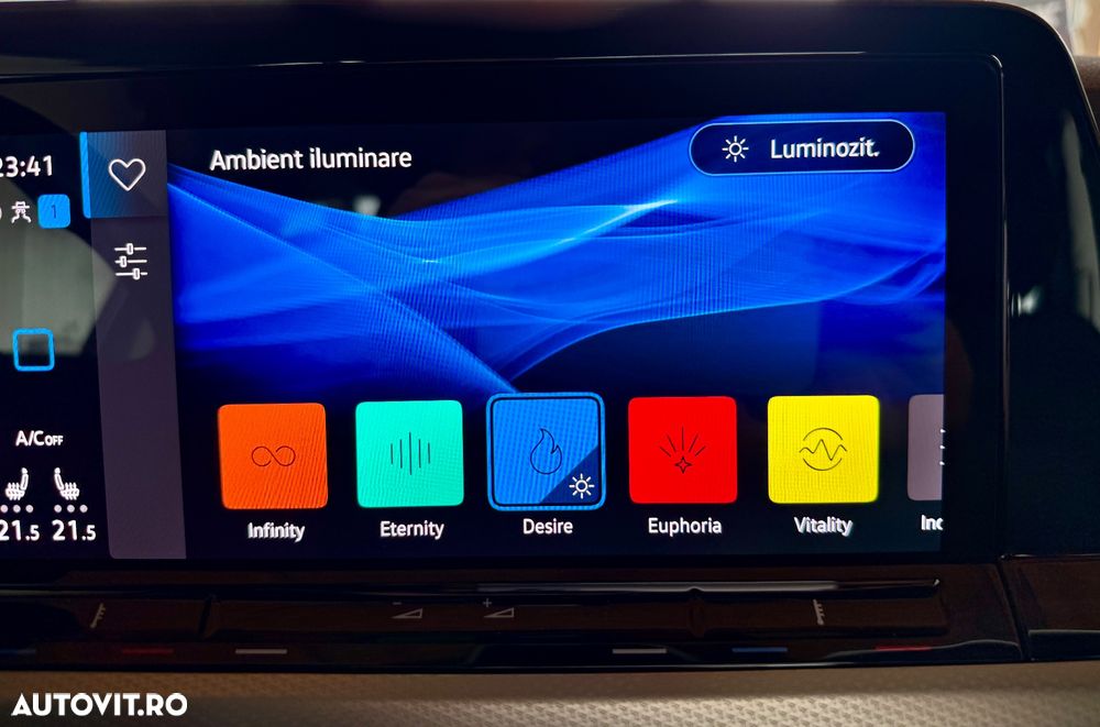 Volkswagen Golf 2.0 TDI SCR DSG Move - 21