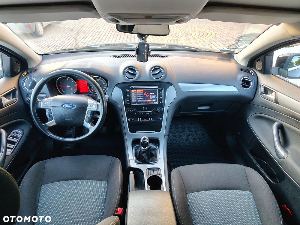 Ford Mondeo 2.0 TDCi Titanium X - 13
