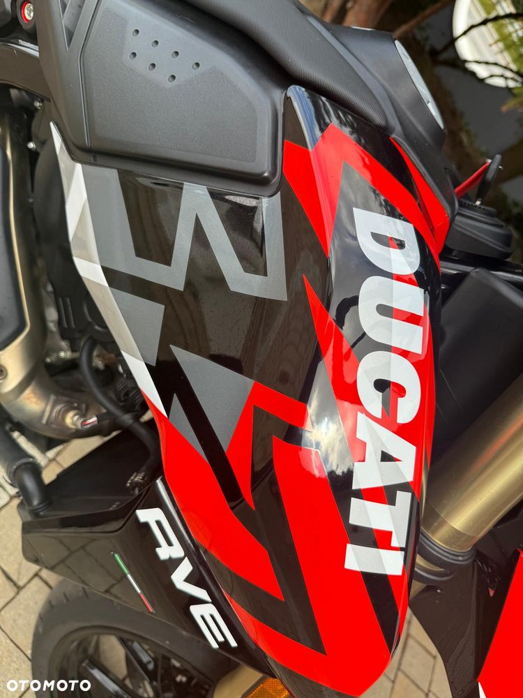 Ducati Hypermotard - 12