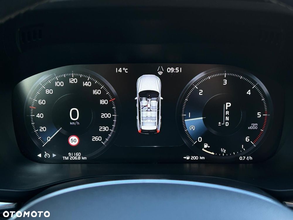 Volvo XC 60 D4 R-Design - 23