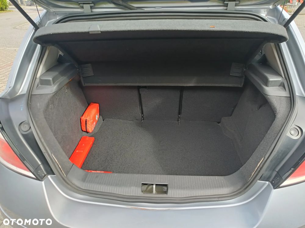 Opel Astra 1.7 CDTI Essentia - 9
