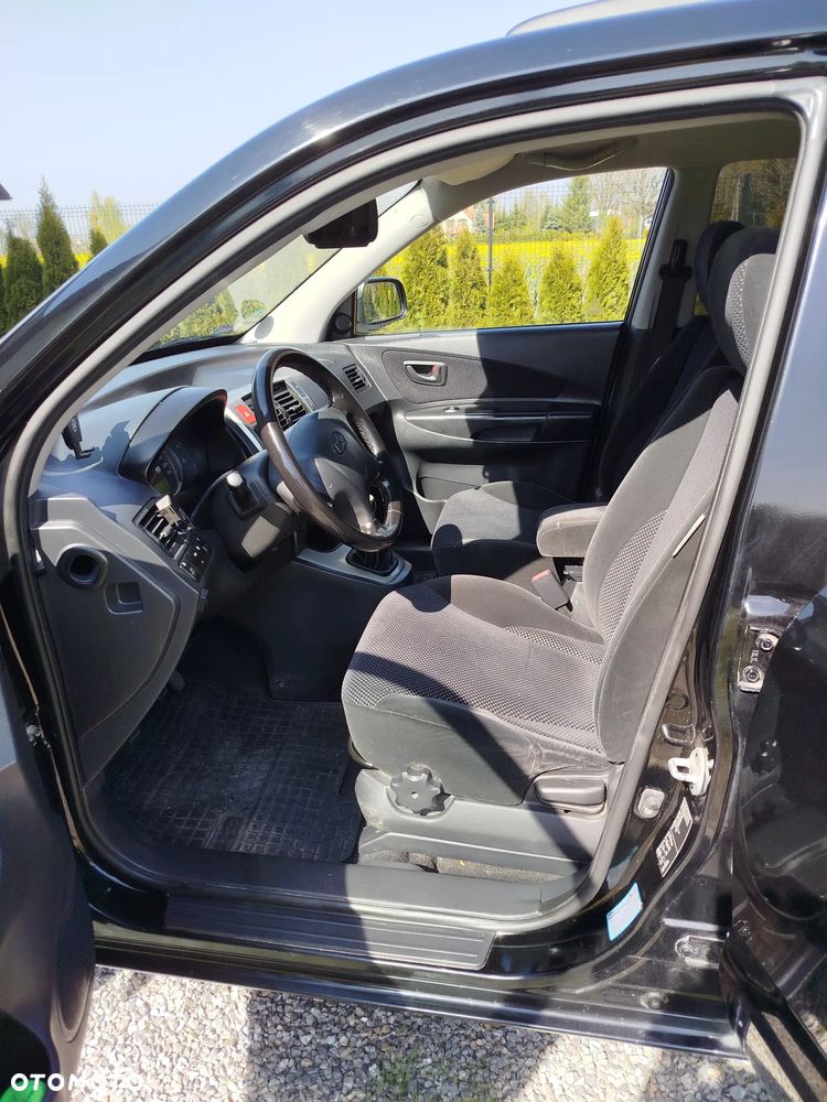 Hyundai Tucson 2.0 2WD GLS - 10