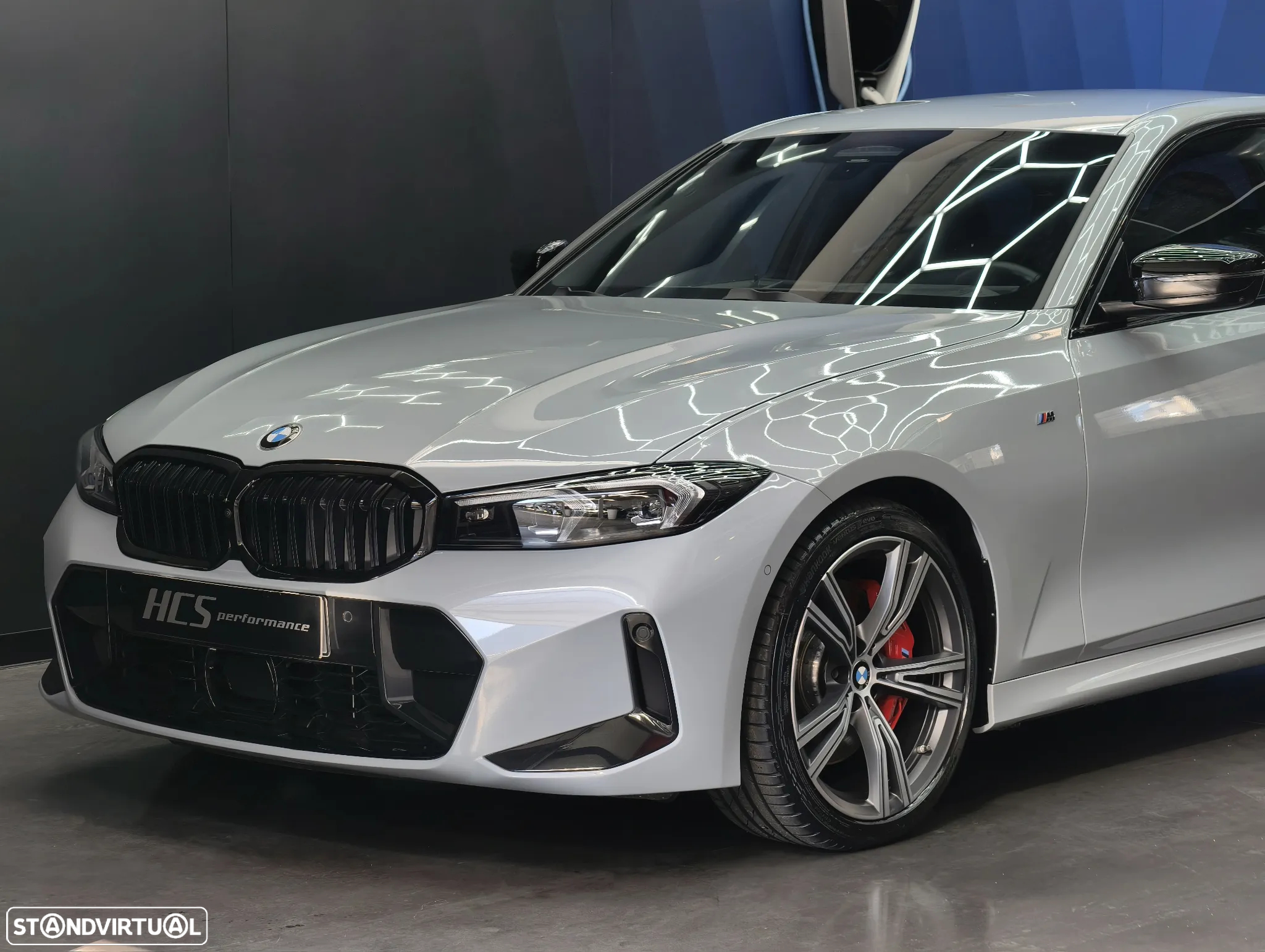BMW 320 d Pack Desportivo M Pro Auto - 31