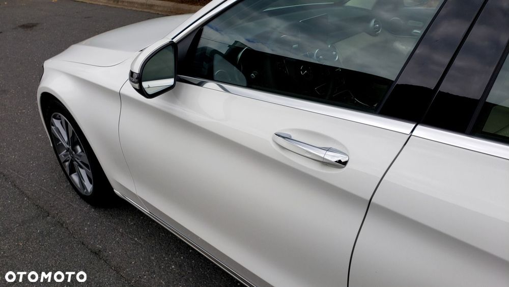 Mercedes-Benz Klasa C 300 9G-TRONIC AMG Line - 9