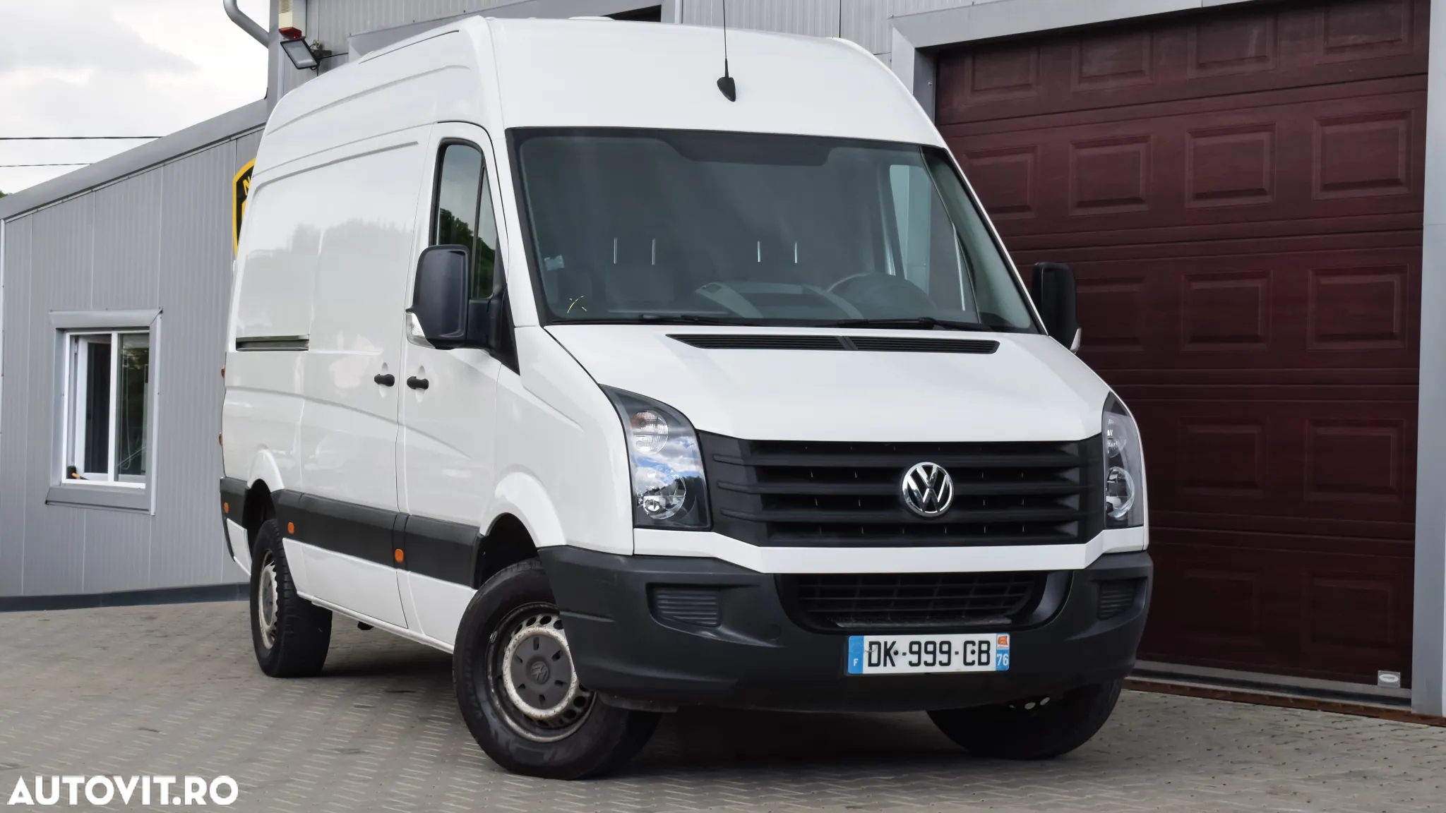 Volkswagen Crafter - 2