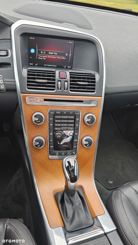 Volvo XC 60 - 11