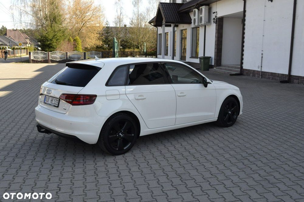 Audi A3 Sportback 2.0 TDI S tronic design - 18