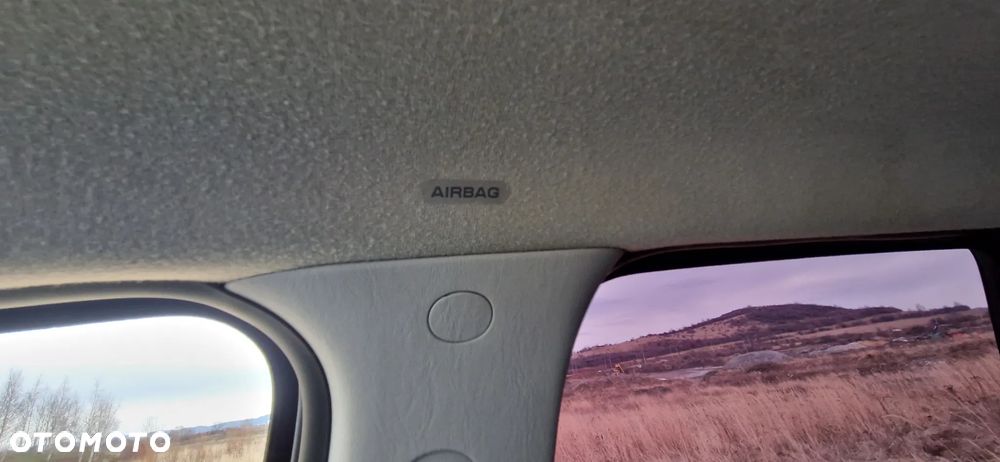 Ford Maverick 3.0 V6 Limited - 23