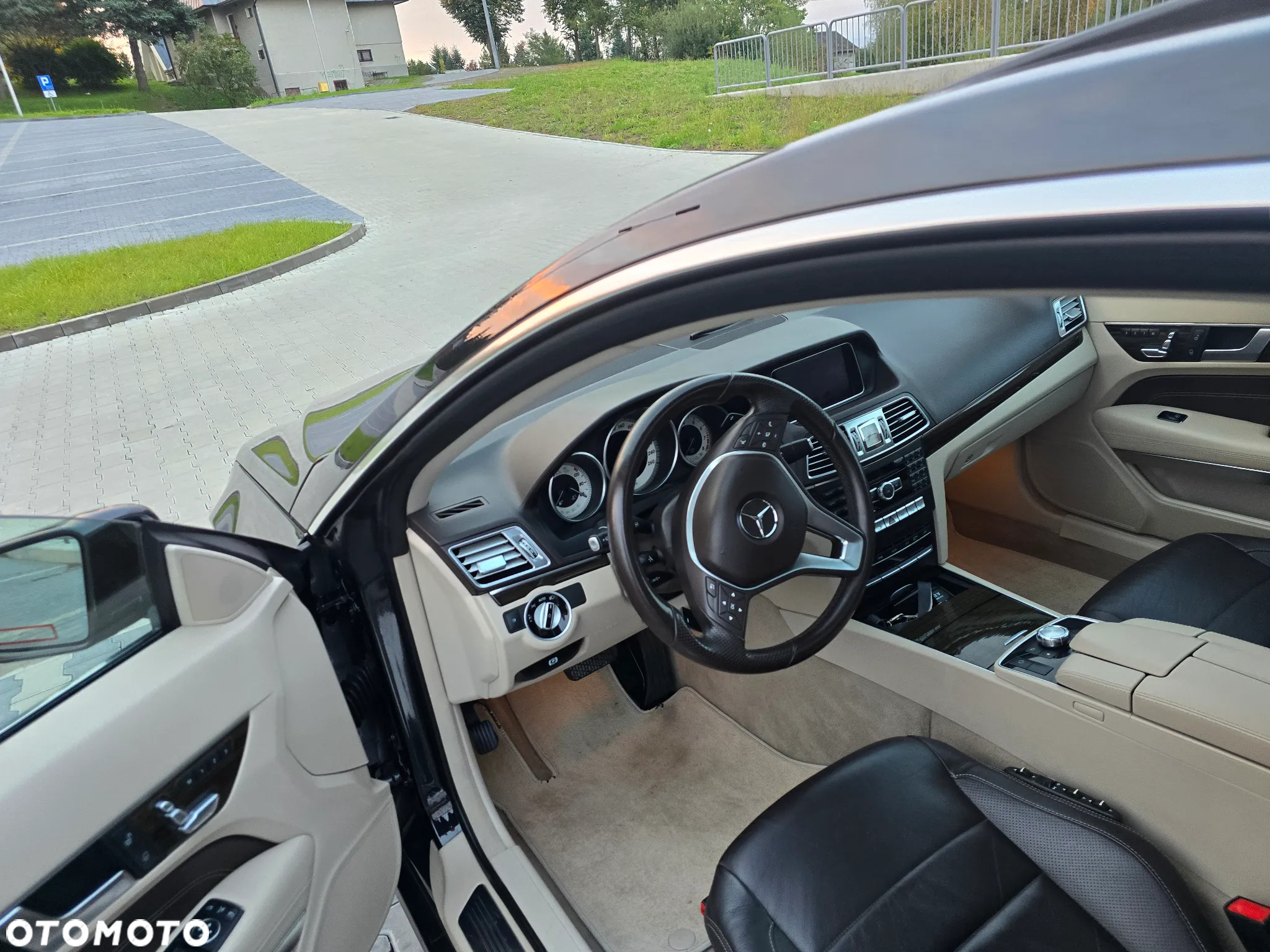 Mercedes-Benz Klasa E 250 - 28