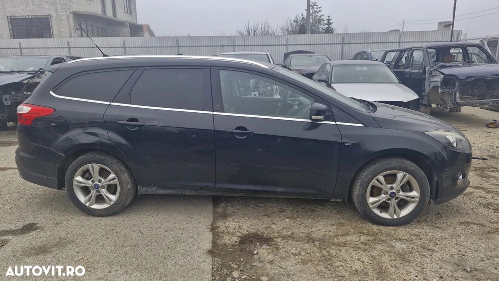 Dezmembram Ford Focus 3 an 2012 motor 1.6 benzina cod IQDB - 5