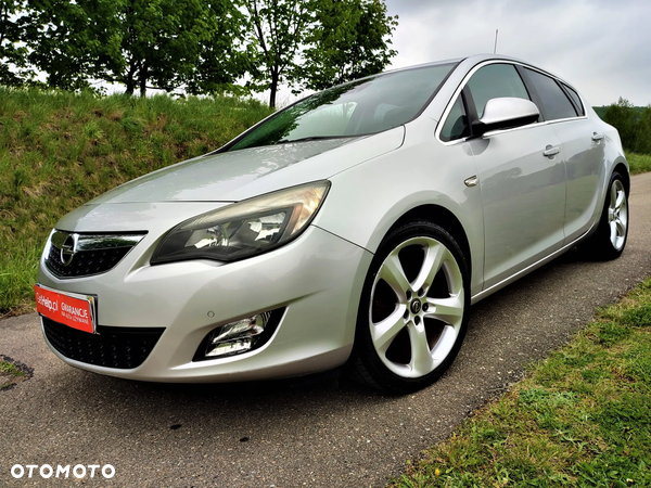 Opel Astra 2.0 CDTI DPF Design Edition