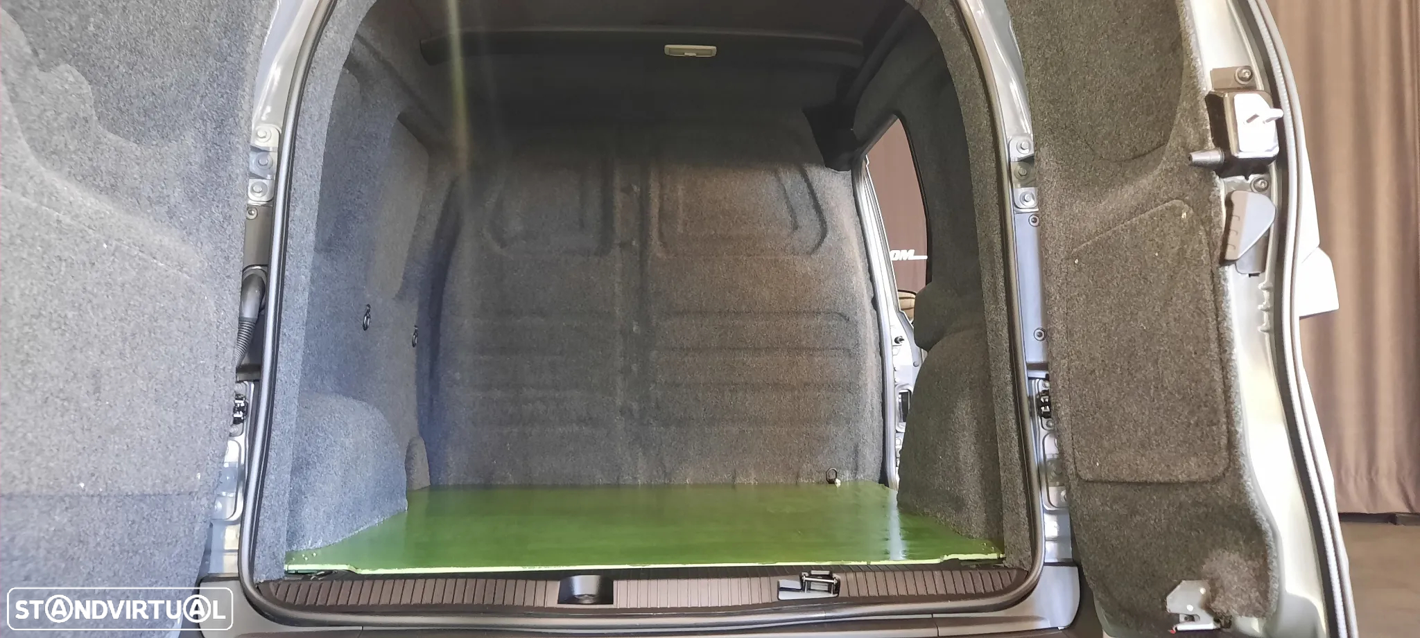 Mercedes-Benz Citan Van 110CDI/27 95cv Linha Pro 3 lugares 5 portas - 42